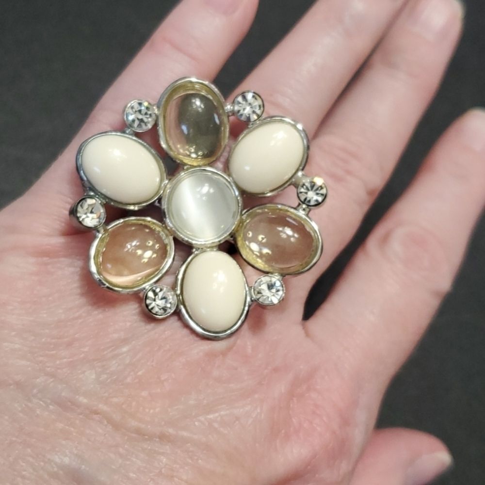 Silver tone glass statement ring almost an 8